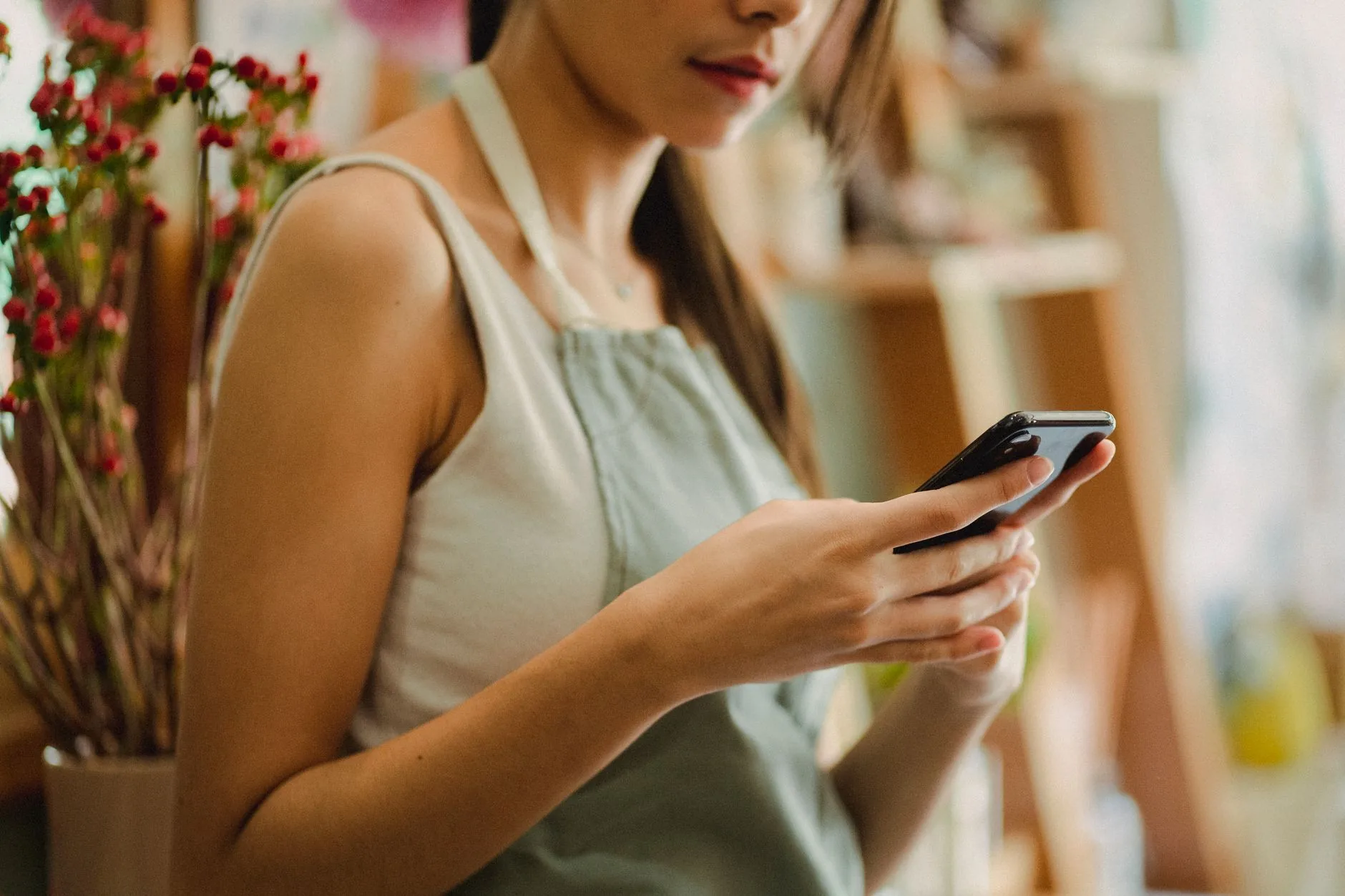 Como recuperar clientes no WhatsApp sem virar spam